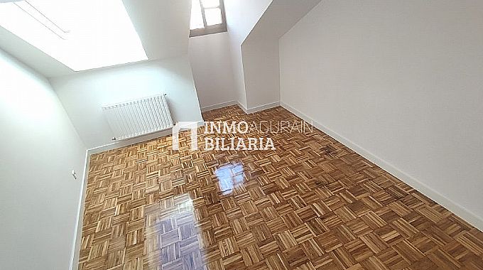 VENTA DE PISO EN CALLE HERRERIA (VITORIA-GASTEIZ)
