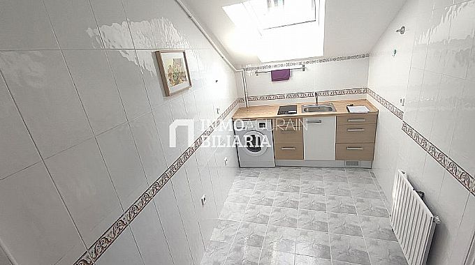 VENTA DE PISO EN CALLE HERRERIA (VITORIA-GASTEIZ)