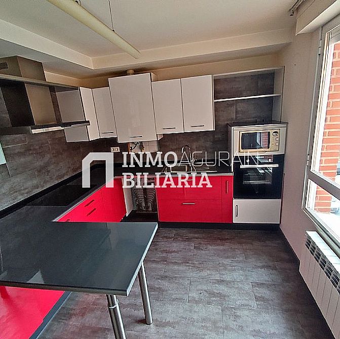 Venta de piso en Vitoria-Gasteiz - 3