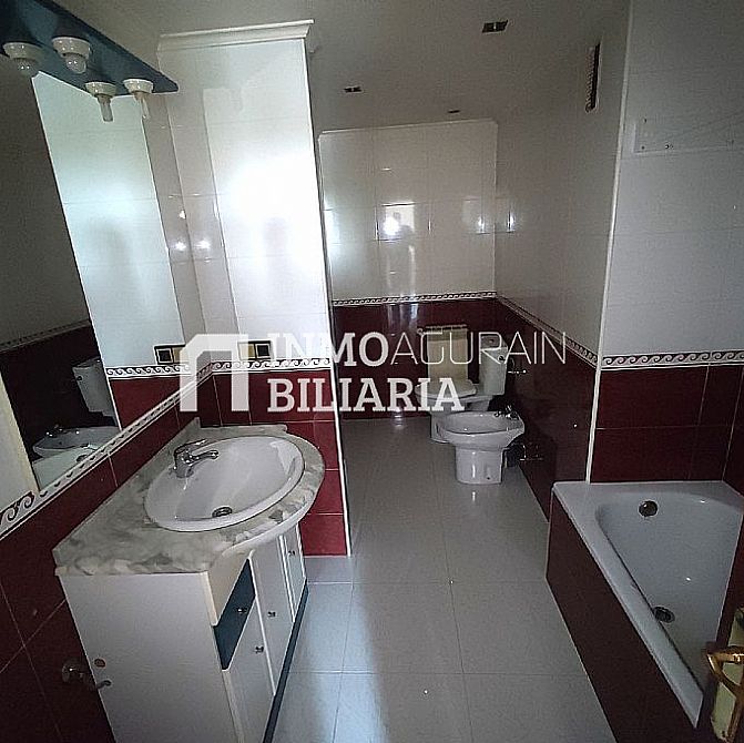 Venta de piso en Vitoria-Gasteiz - 5