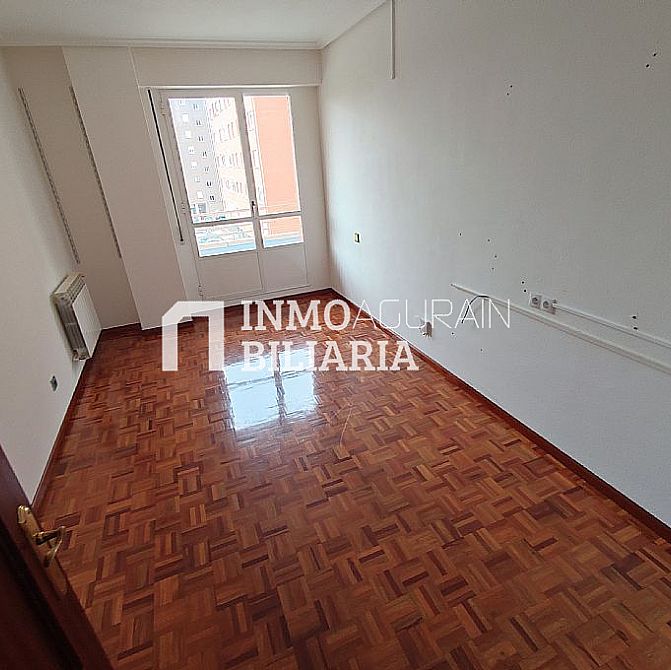 Venta de piso en Vitoria-Gasteiz - 6