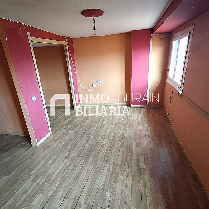 Venta&nbsp;de&nbsp;piso&nbsp;en&nbsp;Vitoria-Gasteiz - 2