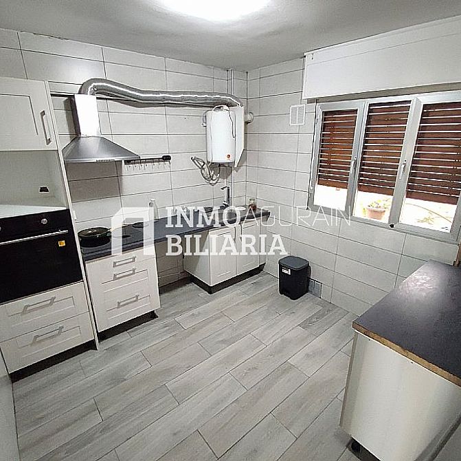 Venta&nbsp;de&nbsp;piso&nbsp;en&nbsp;Vitoria-Gasteiz - 11