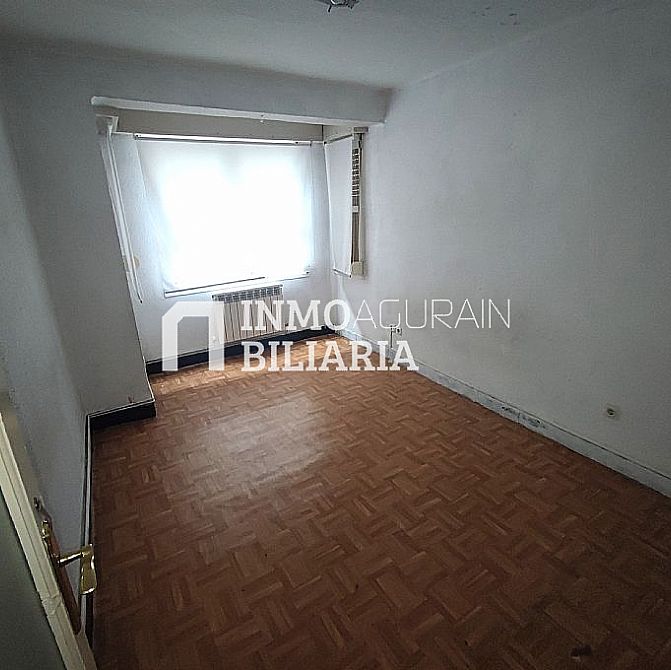 Venta de piso en Vitoria-Gasteiz - 3