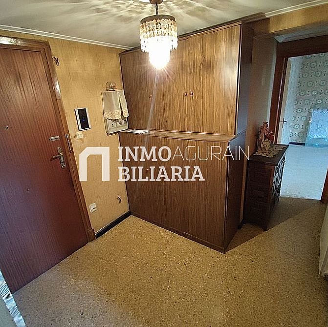 Venta de piso en Vitoria-Gasteiz - 3
