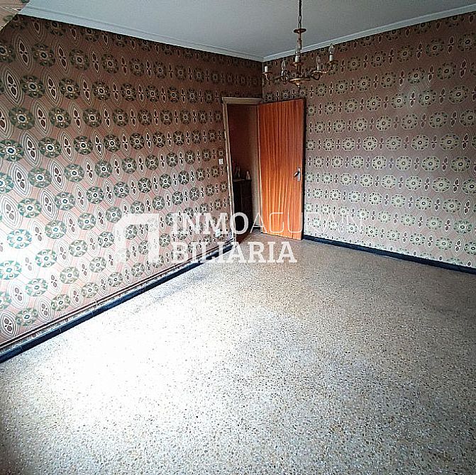 Venta de piso en Vitoria-Gasteiz - 5