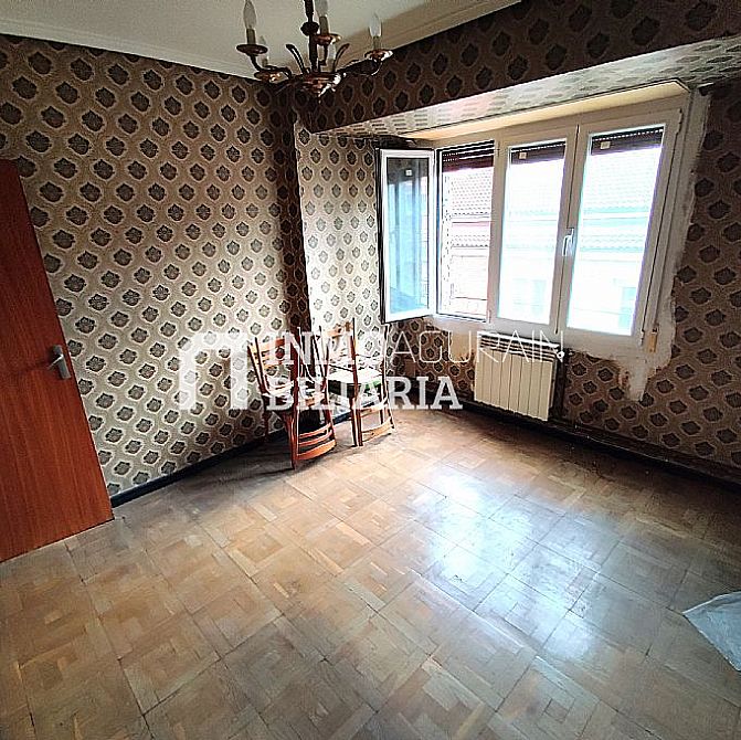 Venta de piso en Vitoria-Gasteiz - 12