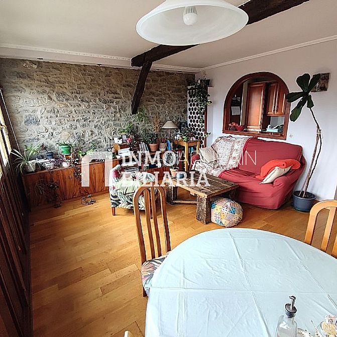 Venta de piso en Vitoria-Gasteiz - 3