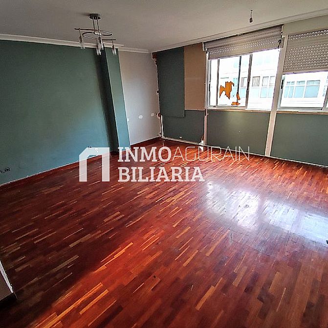 Venta de piso en Vitoria-Gasteiz - 2