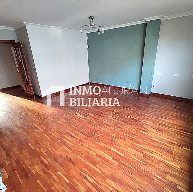Venta de piso en Vitoria-Gasteiz - 3