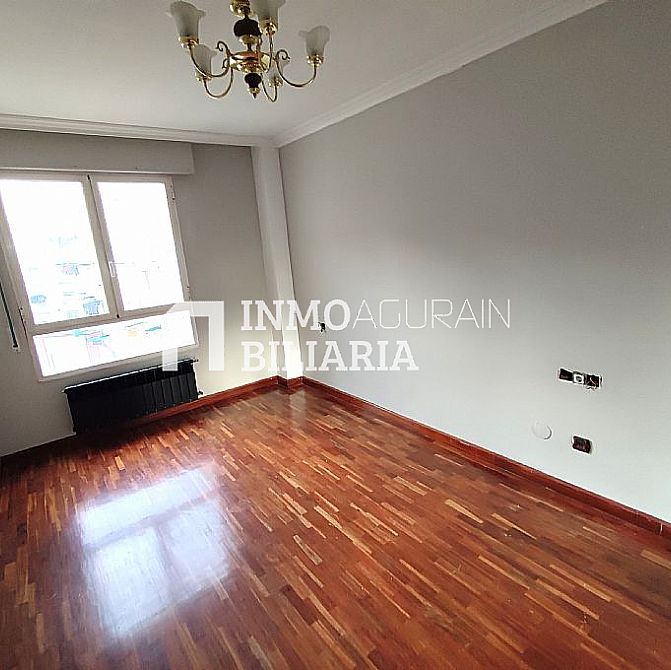 Venta de piso en Vitoria-Gasteiz - 4