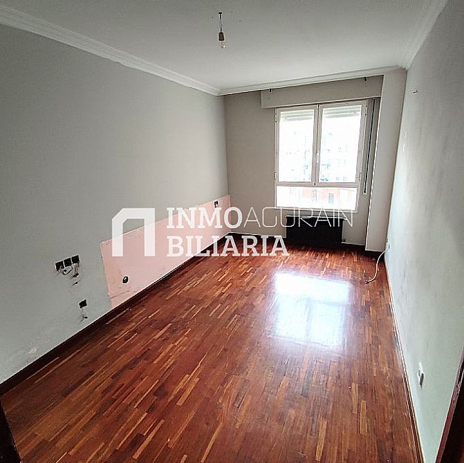 Venta de piso en Vitoria-Gasteiz - 12