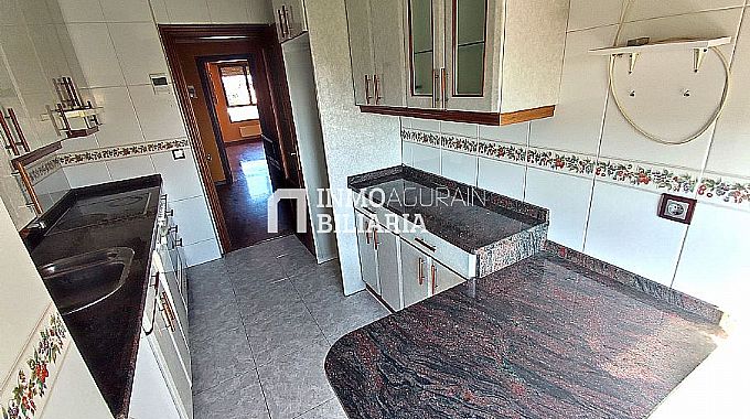 PISO EN CALLE PAMPLONA VITORIA