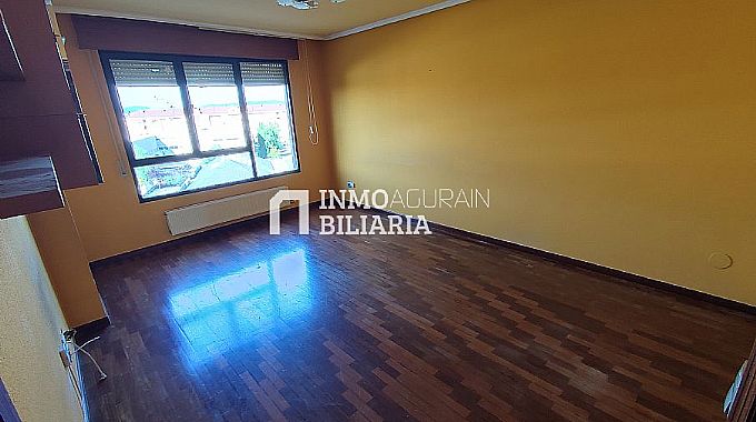 PISO EN CALLE PAMPLONA VITORIA