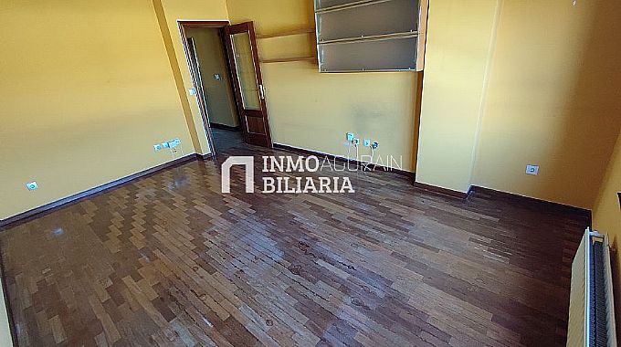 PISO EN CALLE PAMPLONA VITORIA