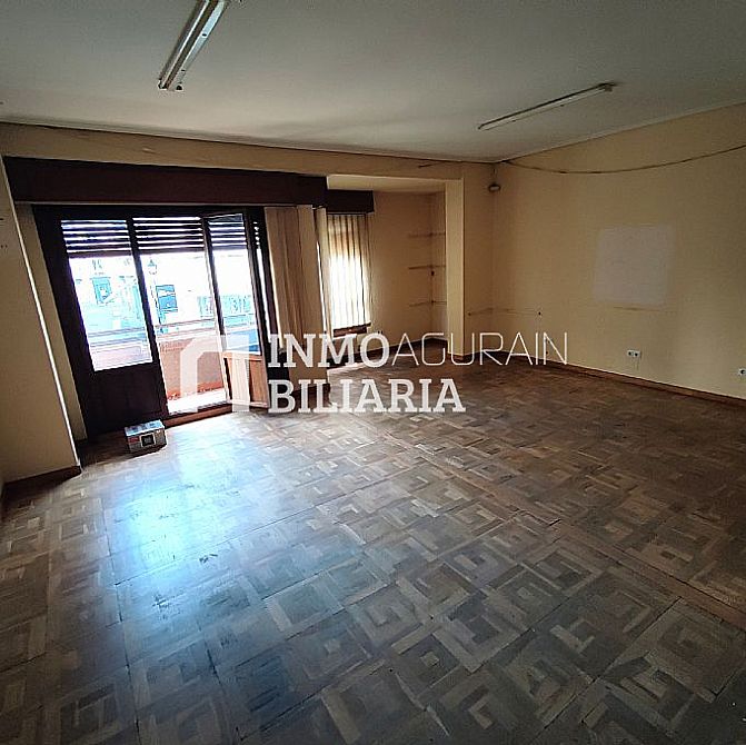 PISO EN EL CENTRO DE VITORIA-GASTEIZ - 2