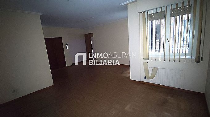 PISO EN EL CENTRO DE VITORIA-GASTEIZ