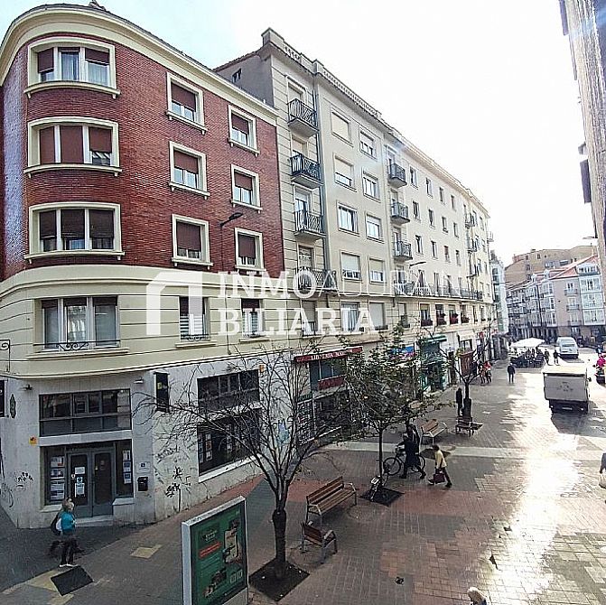 PISO EN EL CENTRO DE VITORIA-GASTEIZ - 12