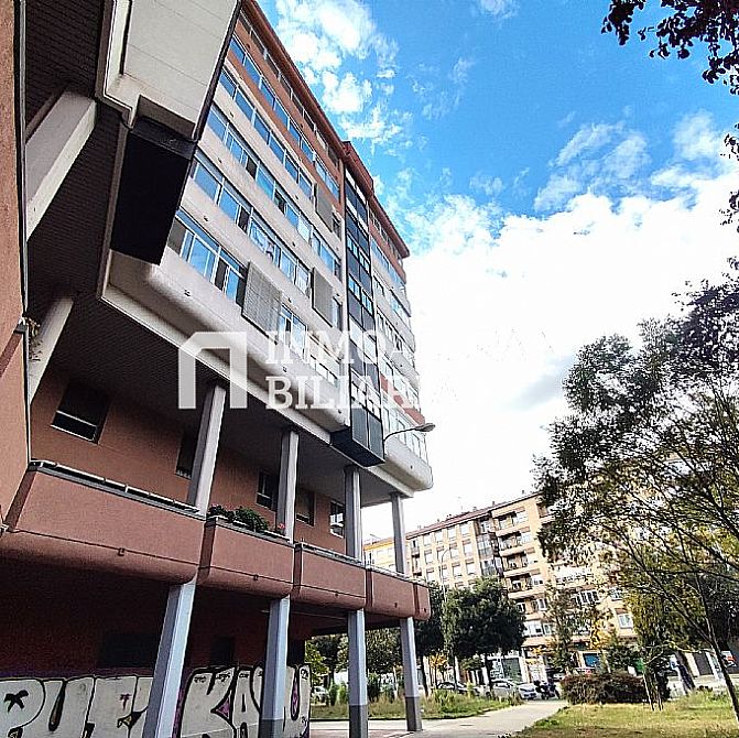 Venta de piso en Vitoria-Gasteiz - 2