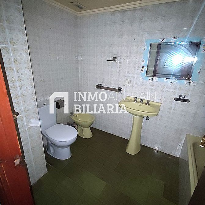 Venta de piso en Vitoria-Gasteiz - 10