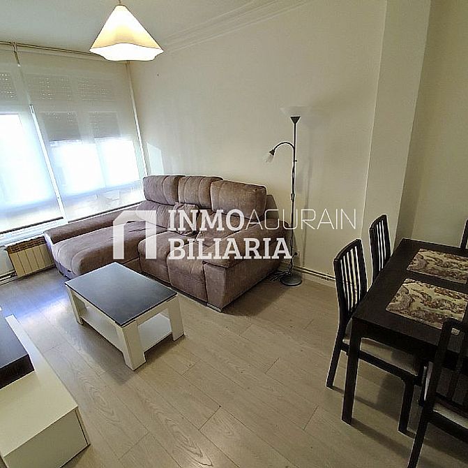 PISO EN CALLE LOS HERRAN (VITORIA-GASTEIZ) - 1