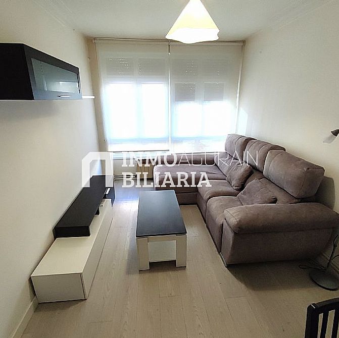 PISO EN CALLE LOS HERRAN (VITORIA-GASTEIZ) - 2