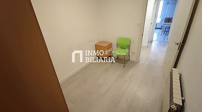 PISO EN CALLE LOS HERRAN (VITORIA-GASTEIZ)