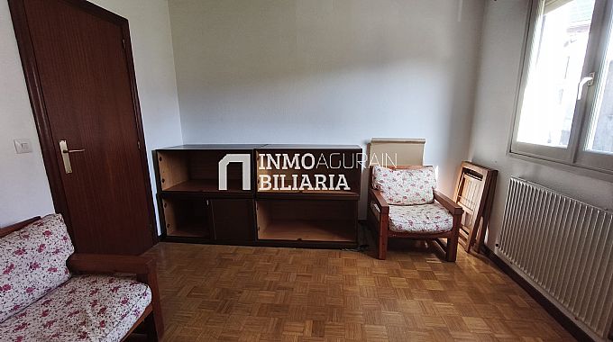 PISO EN ZIORDIA