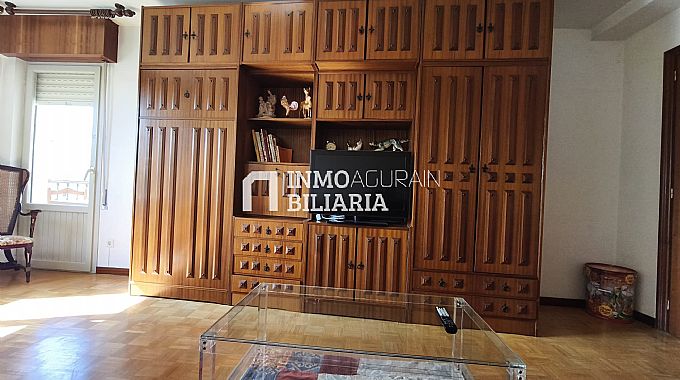 PISO EN ZIORDIA