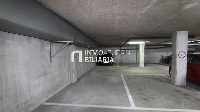 VENTA PLAZA DE GARAJE EN AGURAIN