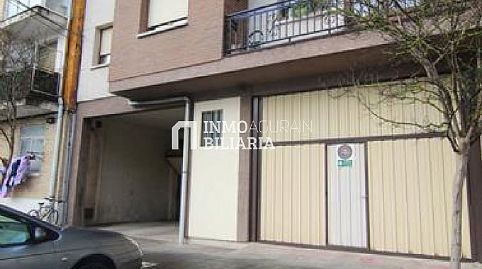 VENTA PLAZA DE GARAJE EN AGURAIN