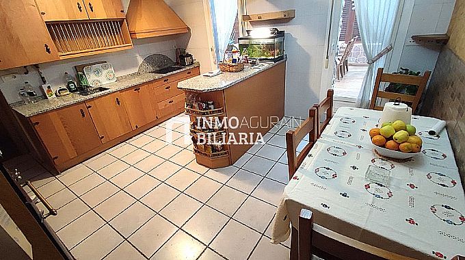 CHALET EN IBAIONDO (VITORIA-GASTEIZ)