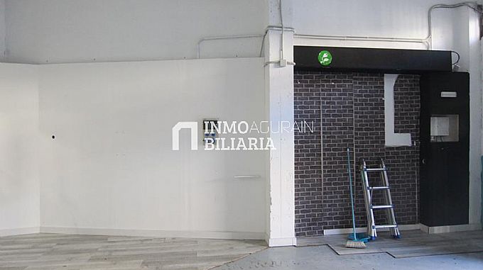 VENTA LOCAL COMERCIAL EN AGURAIN