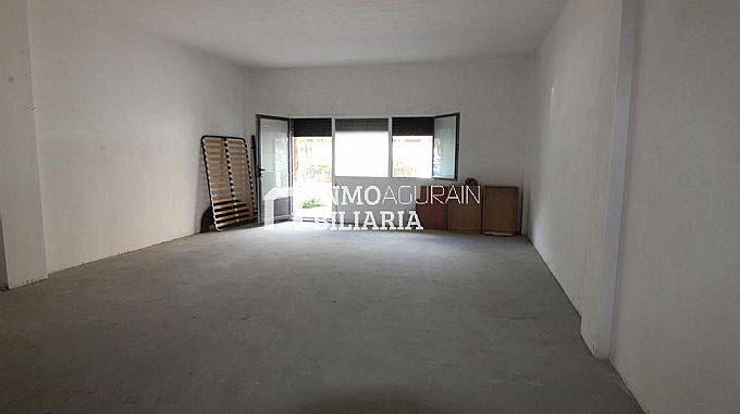 VENTA LOCAL COMERCIAL EN SALVATIERRA/AGURAIN