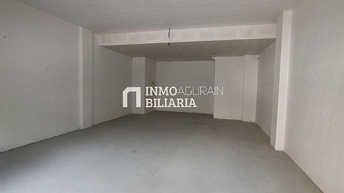 VENTA LOCAL COMERCIAL EN SALVATIERRA/AGURAIN
