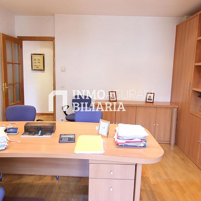 VENTA OFICINA CONVERTIBLE EN VIVIENDA - 14