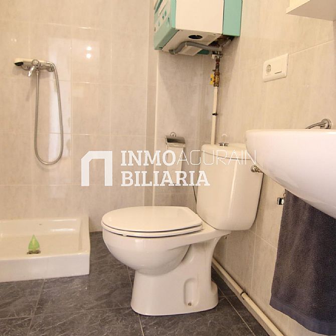 VENTA OFICINA CONVERTIBLE EN VIVIENDA - 16