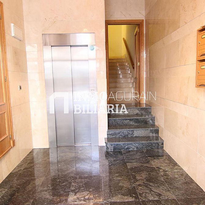 VENTA OFICINA CONVERTIBLE EN VIVIENDA - 20