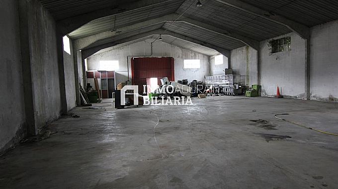 Venta nave industrial aislada en Asparrena