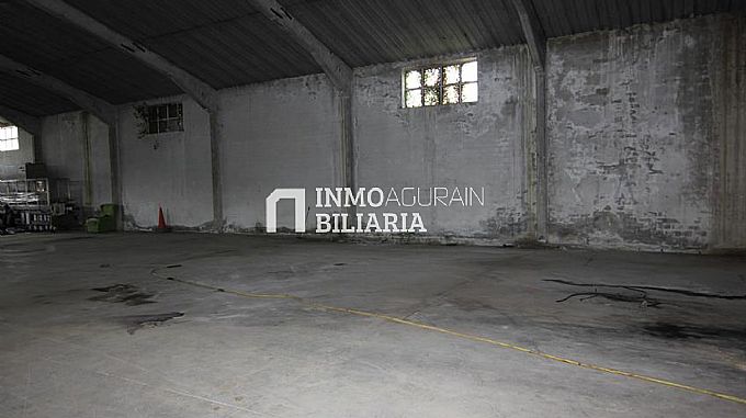 Venta nave industrial aislada en Asparrena
