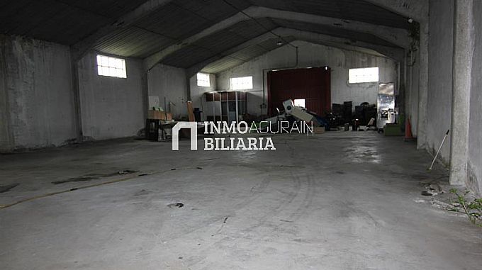 Venta nave industrial aislada en Asparrena