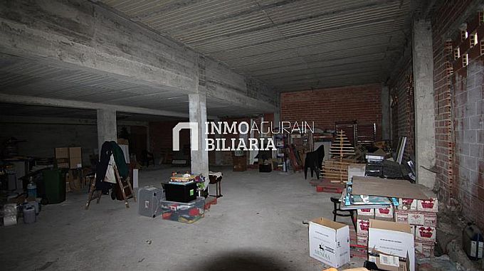 Venta o Alquiler de local comercial en Alegria/Dulantzi