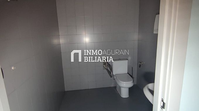 VENTA O ALQUILER DE LOCAL COMERCIAL EN BURLADA