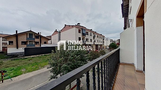 VIVIENDA ADOSADA UNIFAMILIAR EN LAKUNTZA