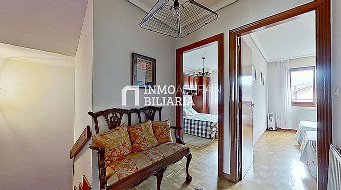 VIVIENDA ADOSADA UNIFAMILIAR EN LAKUNTZA