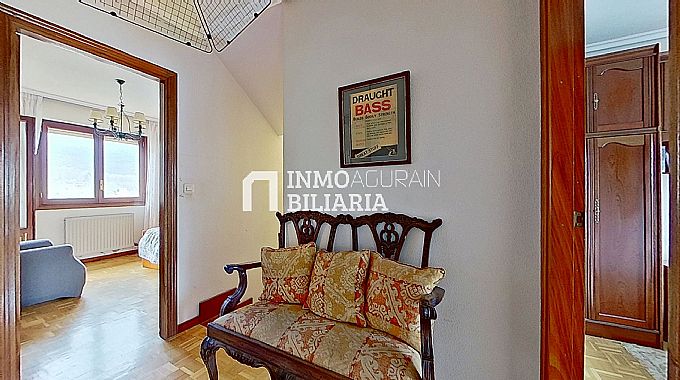 VIVIENDA ADOSADA UNIFAMILIAR EN LAKUNTZA