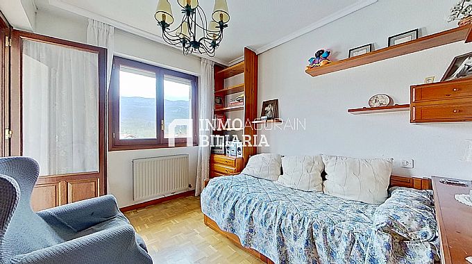 VIVIENDA ADOSADA UNIFAMILIAR EN LAKUNTZA