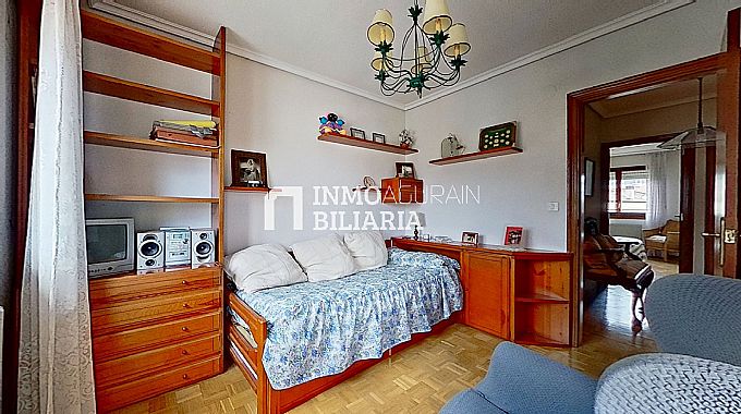 VIVIENDA ADOSADA UNIFAMILIAR EN LAKUNTZA