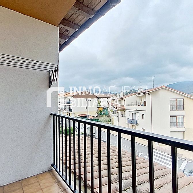 VIVIENDA ADOSADA UNIFAMILIAR EN LAKUNTZA - 16
