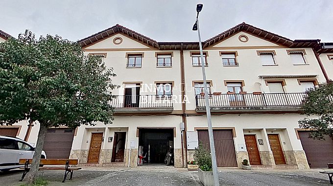 VIVIENDA ADOSADA UNIFAMILIAR EN LAKUNTZA